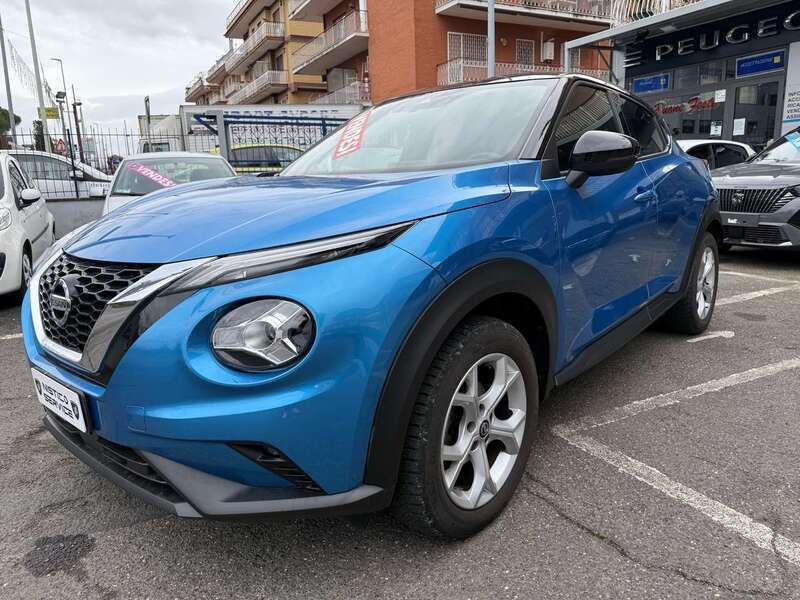 Blu/azzurro Usata 2021 Nissan Juke N-Connecta SUV | 16.000 € (Buon prezzo) - Immagine 1/4