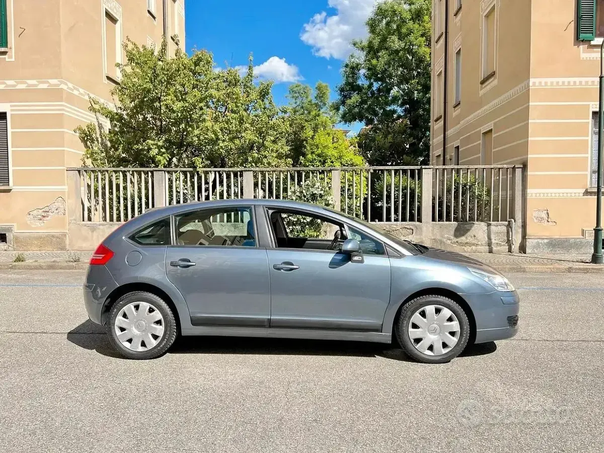 Usata Citroën C4 Elegance 109 CV (80 kW) 2007 Grigio Berlina