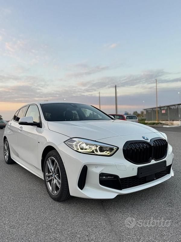 Usata BMW 118 M Sport 136 CV (100 kW) 2023 Bianco Utilitaria
