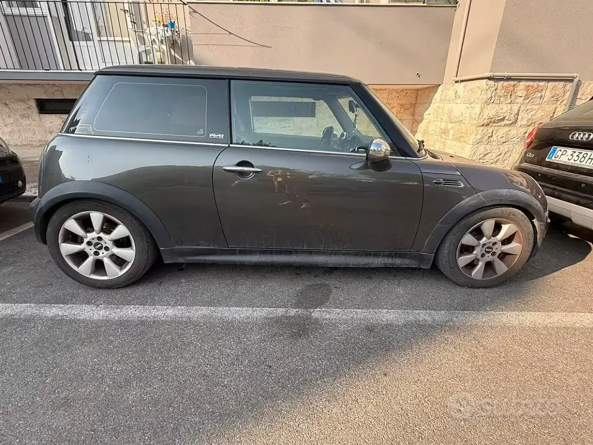 Usata Mini ONE 88 CV (64 kW) 2006 Nero Utilitaria