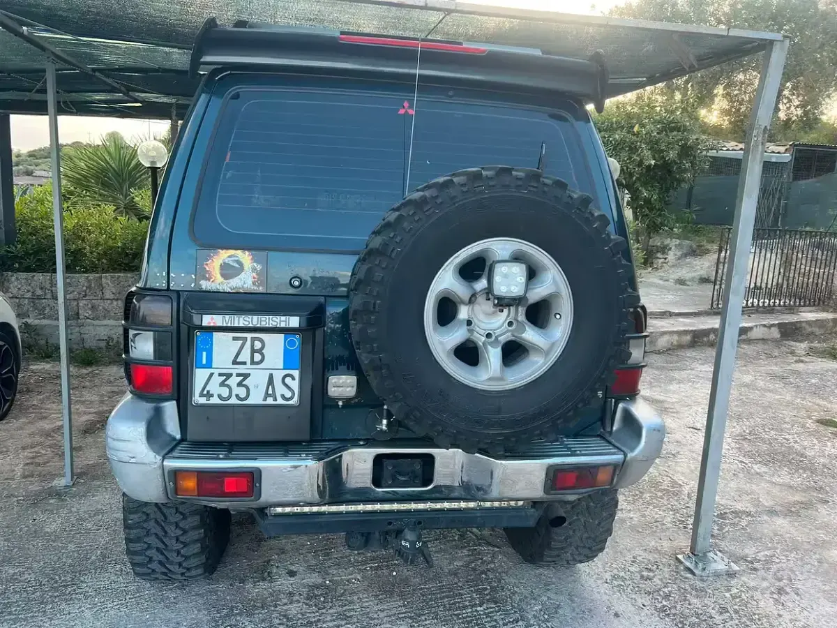 Usata Mitsubishi Pajero 125 CV (91 kW) 1999 SUV