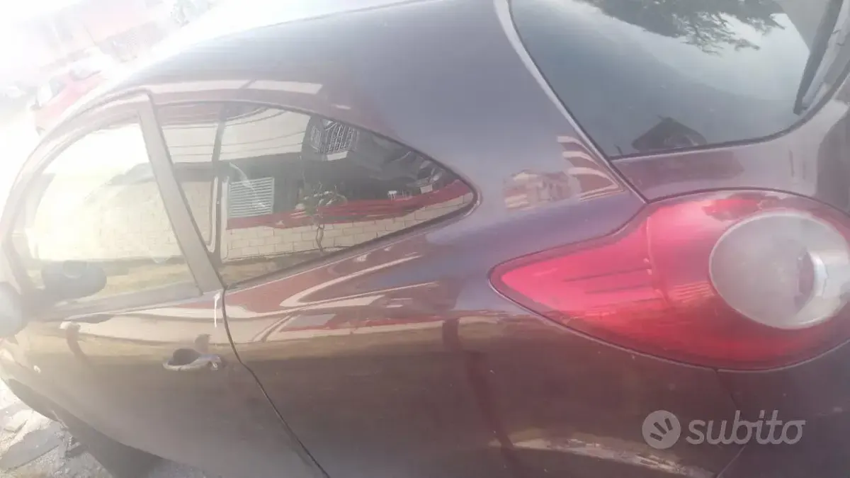 Usata Ford Ka 75 CV (55 kW) 2009 Rosso Utilitaria