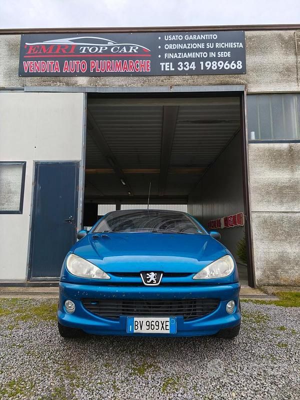 Usata Peugeot 206 CC 136 CV (100 kW) 2002 Blu Cabrio