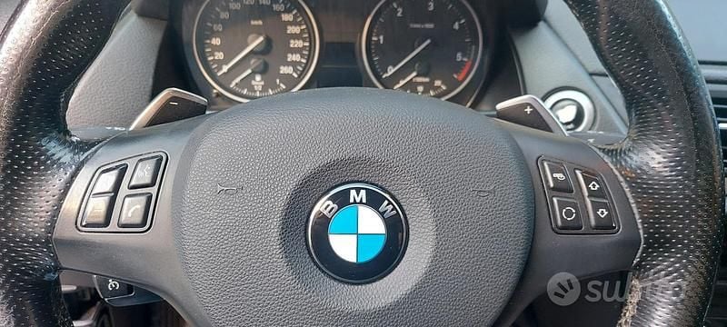 Usata BMW X1 Efficient Dynamics 204 CV (150 kW) 2011 Nero SUV