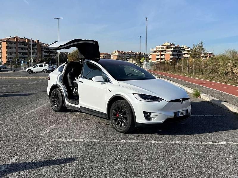 Bianco Usata 2019 Tesla Model X Performance SUV | 46.900 € (Buon prezzo) - Immagine 1/2