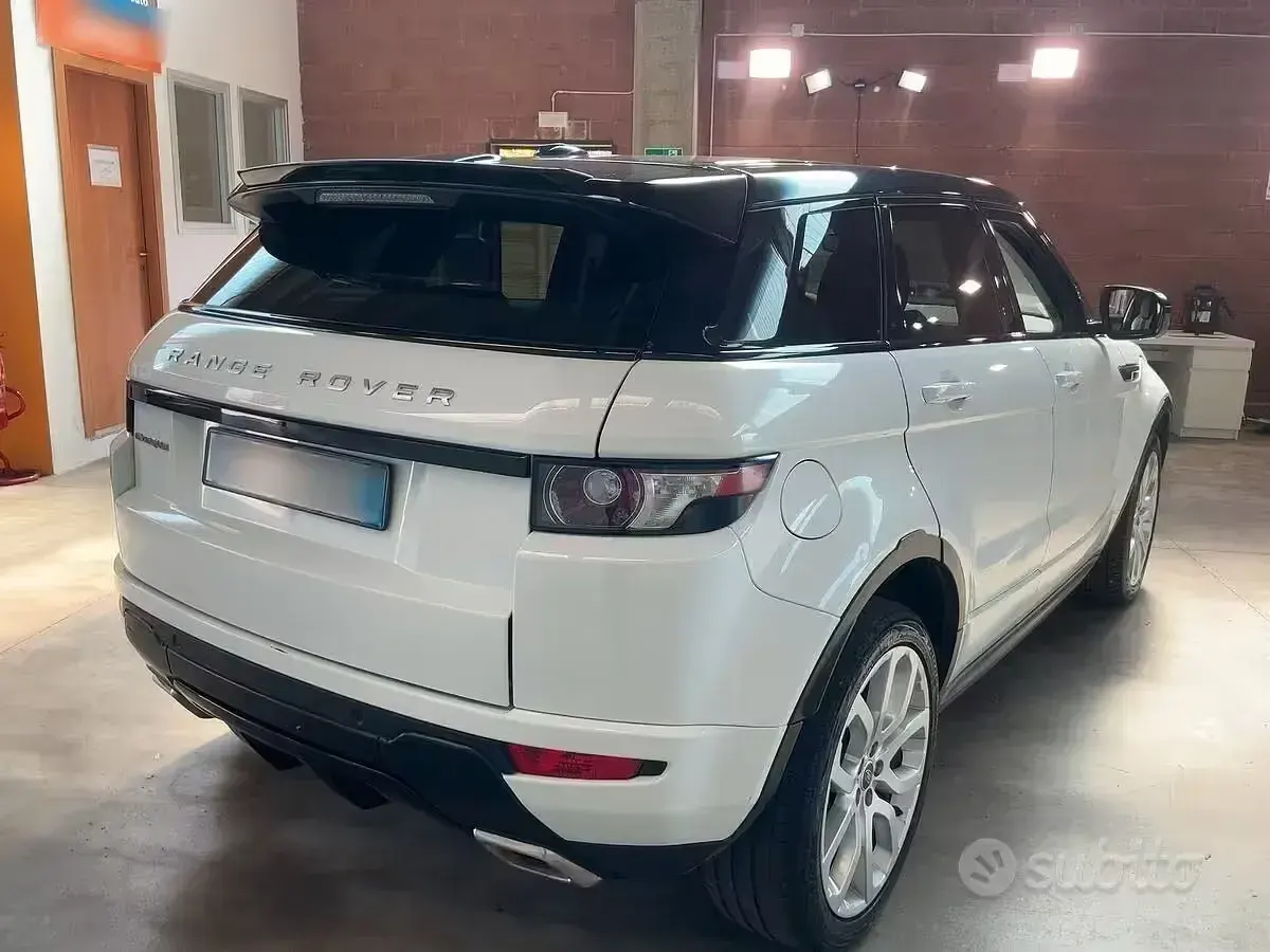 Usata Land Rover Range Rover evoque Dynamic 150 CV (110 kW) 2013 Bianco SUV
