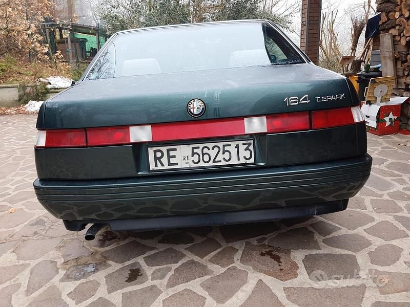 Usata Alfa Romeo 164 145 CV (106 kW) 1989 Verde Berlina