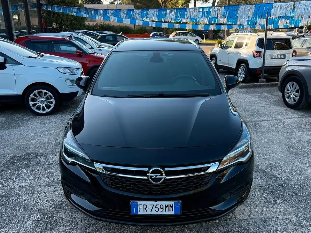 Usata Opel Astra 110 CV (80 kW) 2018 Nero Station wagon