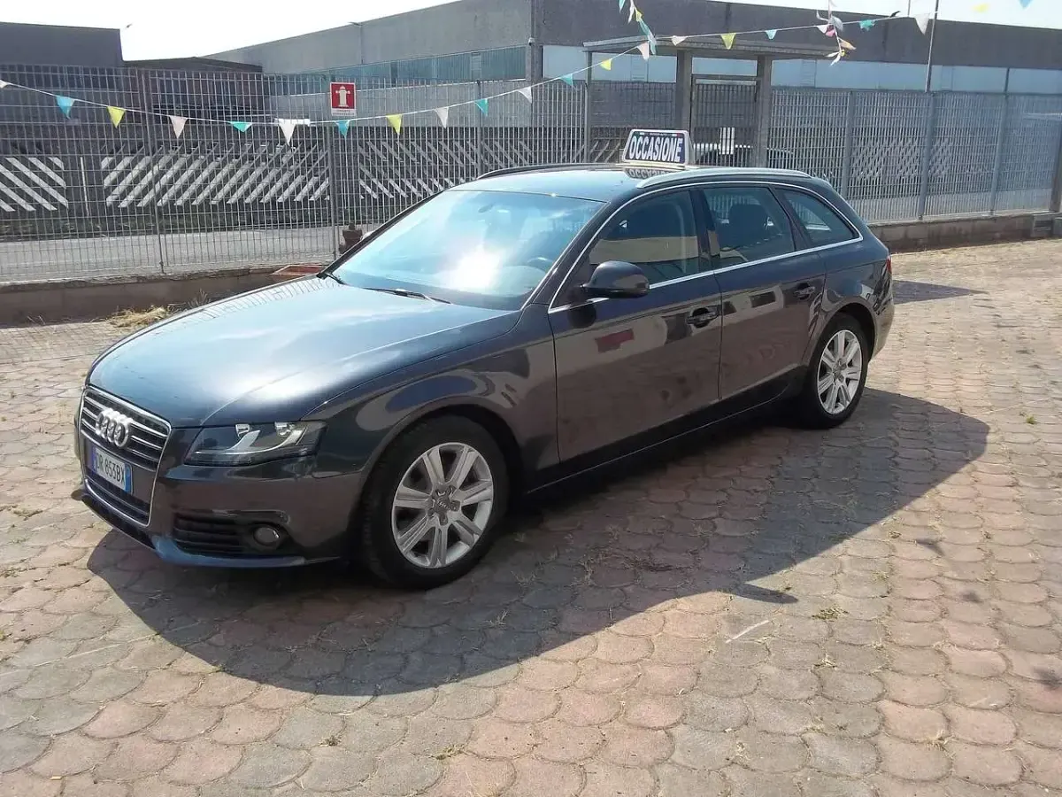 Usata Audi A4 Ambiente 160 CV (117 kW) 2008 Nero perlato metallizzato Station wagon