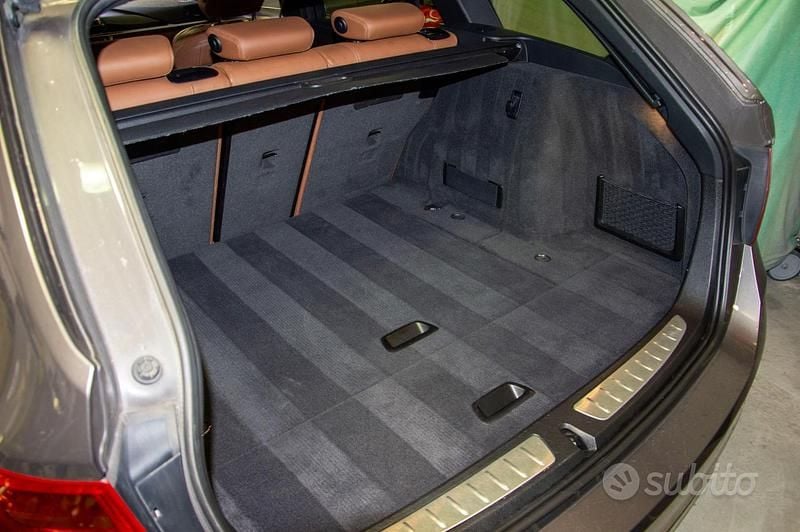 Usata BMW 320 Luxury Line 184 CV (135 kW) 2013 Marrone Station wagon