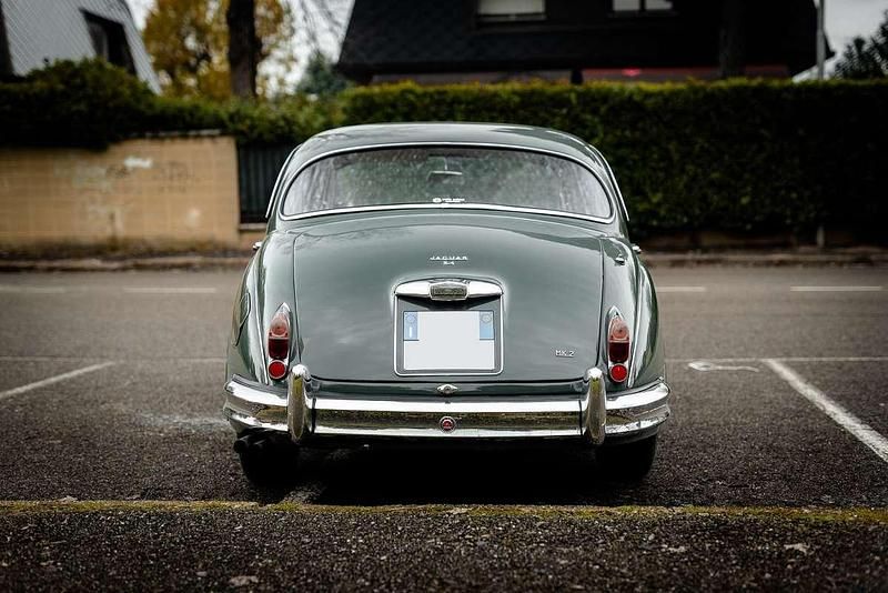Usata Jaguar MK II 209 CV (153 kW) 1966 Verde Berlina