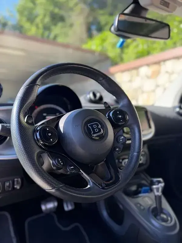 Usata Smart ForTwo Cabrio Brabus 90 CV (66 kW) 2019 Cabrio