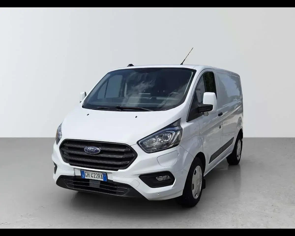 Usata Ford Transit Custom Trend 126 CV (92 kW) 2022 Bianco pastello Furgone