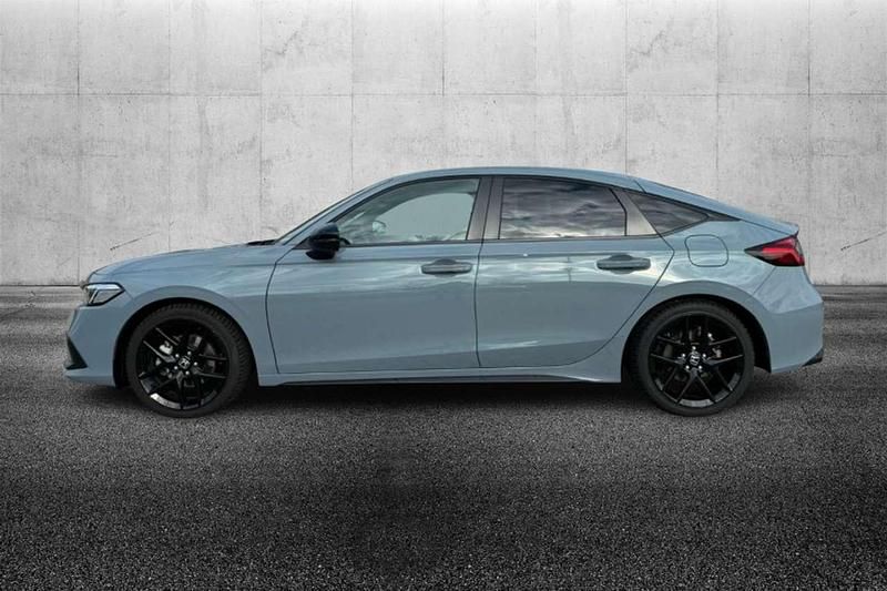 Usata Honda Civic Elegance 184 CV (135 kW) 2024 Grigio Berlina