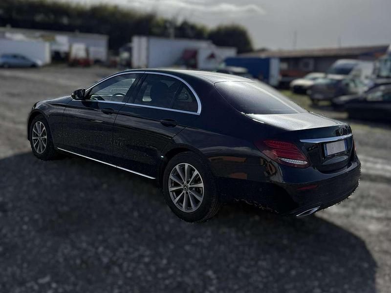 Usata Mercedes E200 Executive 160 CV (117 kW) 2019 Nero Berlina