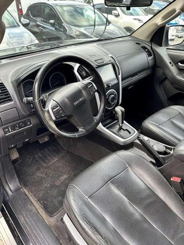 Usata Isuzu D-Max 163 CV (119 kW) 2017 Nero SUV