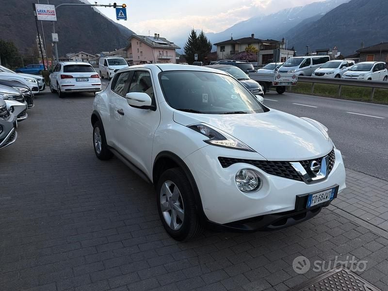 Usata Nissan Juke 94 CV (69 kW) 2016 Bianco SUV