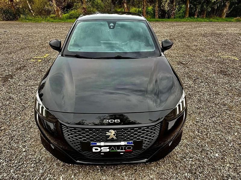 Usata Peugeot 208 GT-line 102 CV (75 kW) 2020 Nero Utilitaria