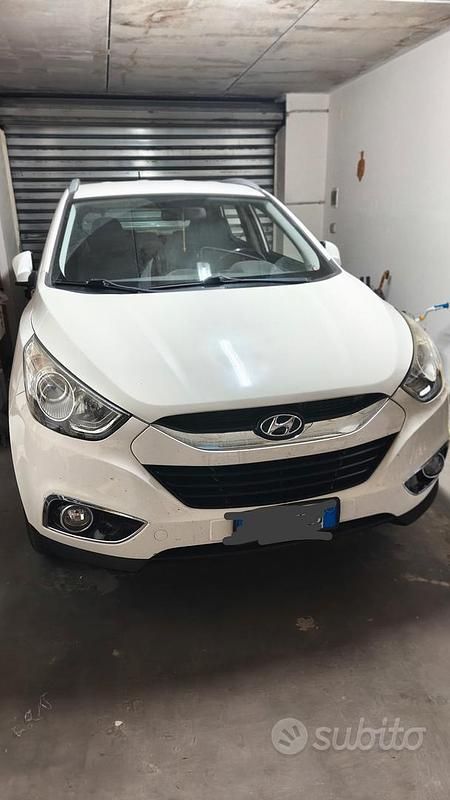 Usata Hyundai ix35 135 CV (99 kW) 2012 Bianco SUV