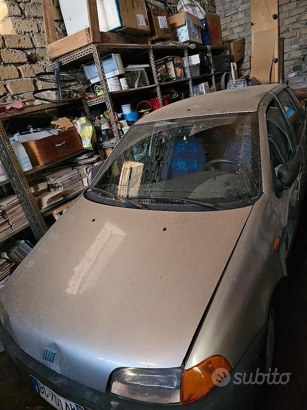 Grigio Usata 1999 Fiat Punto Due volumi | 900 € (Ottimo prezzo) - Immagine 1/4