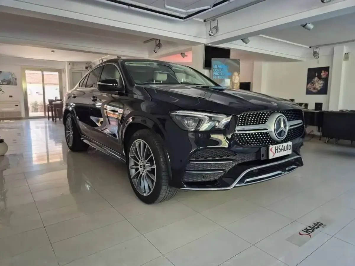 Usata Mercedes GLE350 Premium Plus 194 CV (142 kW) 2022 Inval. black  nonmetallic co SUV