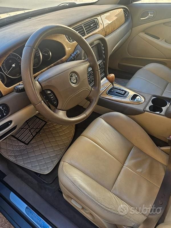 Usata Jaguar S-Type S 207 CV (152 kW) 2006 Nero Berlina