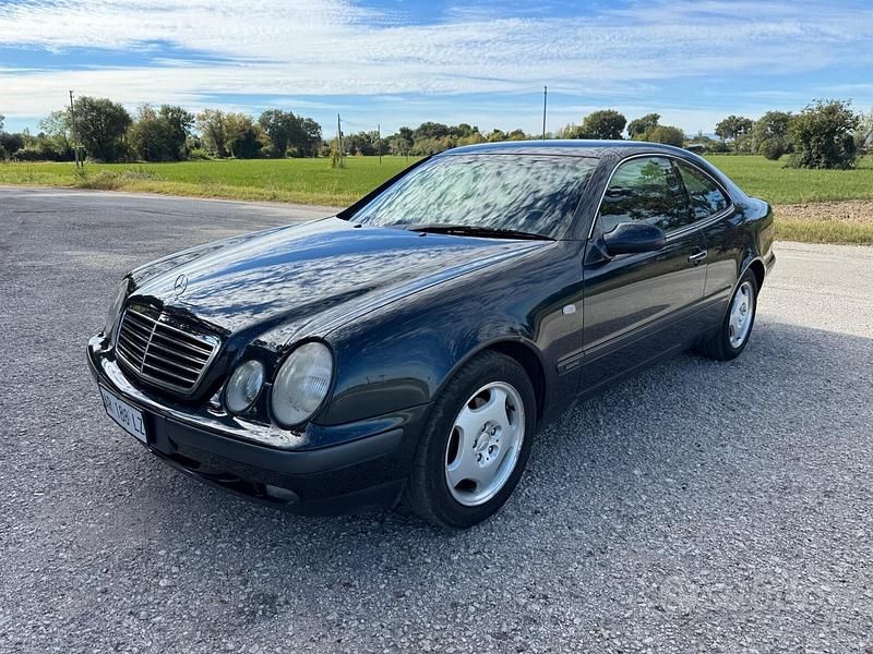 Blu Usata 1997 Mercedes CLK200 Elegance Coupé | 7350 € (Buon prezzo) - Immagine 1/4
