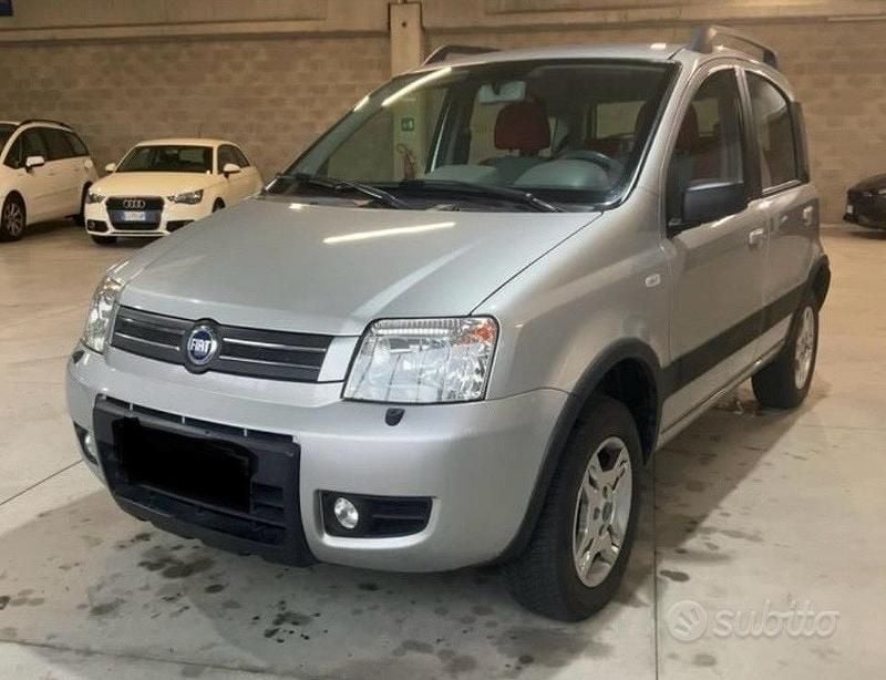 Usata Fiat Panda 4x4 Climbing 60 CV (44 kW) 2005 Grigio Utilitaria