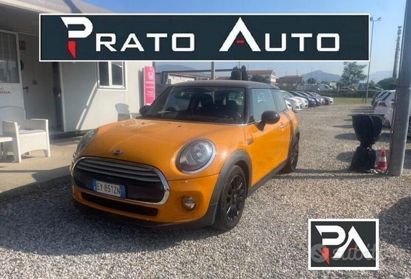 Arancione Usata 2015 Mini Cooper Due volumi | 10.900 € (Buon prezzo) - Immagine 1/4