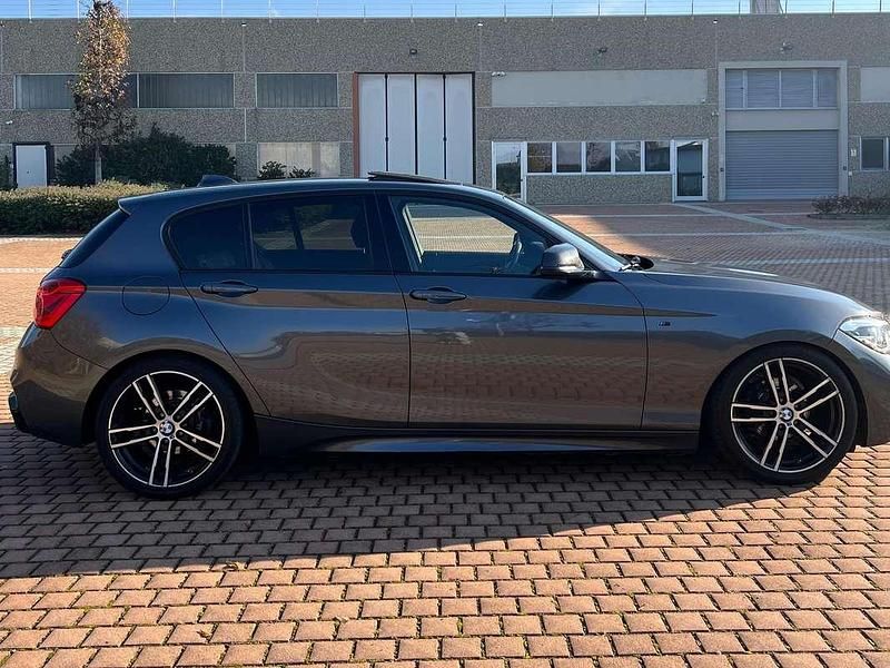 Usata BMW 118 M Sport 150 CV (110 kW) 2019 Grigio Utilitaria