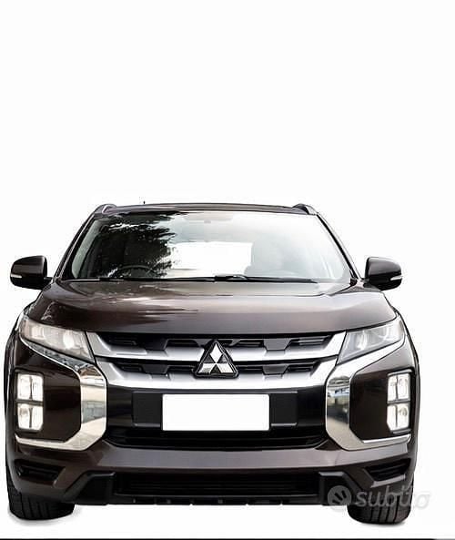 Usata Mitsubishi ASX 150 CV (110 kW) 2020 Marrone SUV