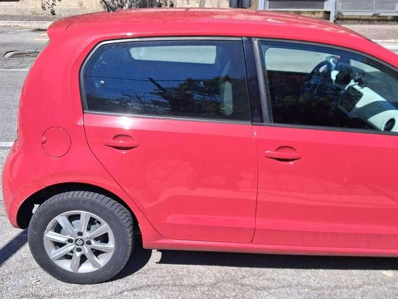 Rosso Usata 2017 Seat Mii Cosmopolitan Due volumi | 8000 € (Buon prezzo) - Immagine 1/4