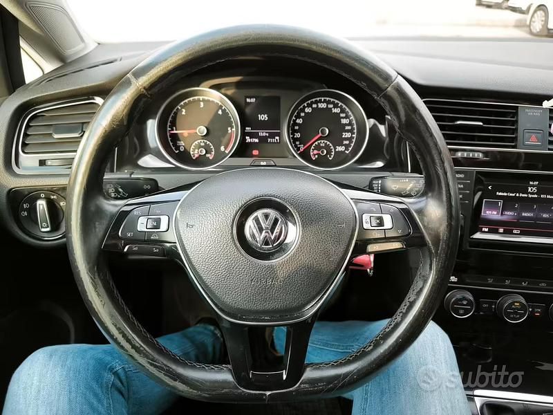 Usata VW Golf VII Highline 104 CV (76 kW) 2014 Nero Berlina