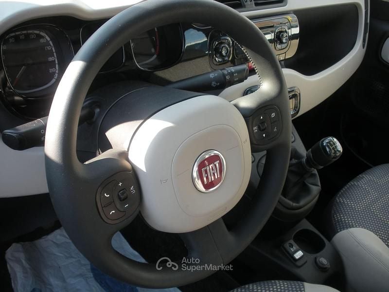 Usata Fiat Panda 84 CV (61 kW) 2013 Viola Utilitaria