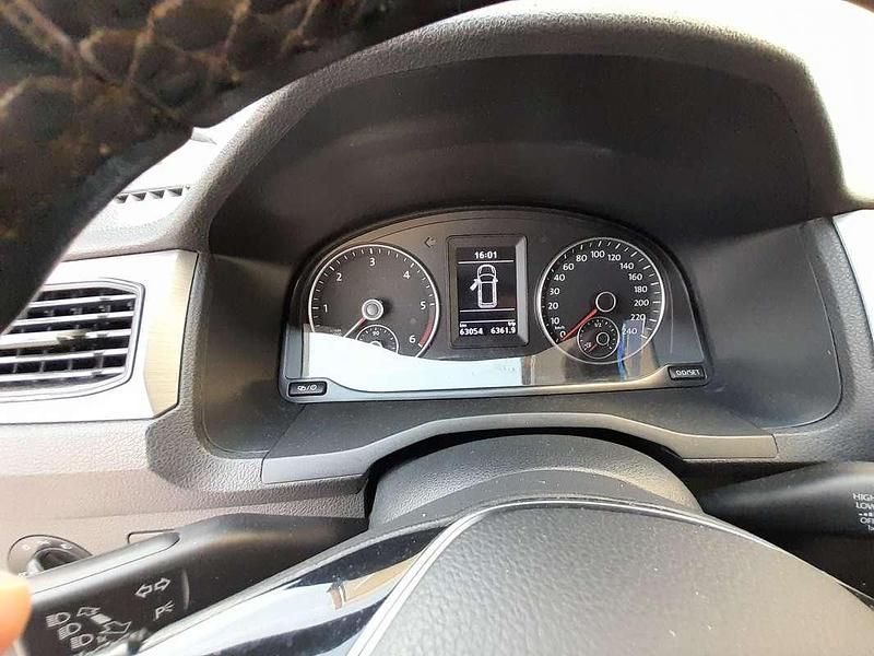 Usata VW Caddy 102 CV (75 kW) 2018 Grigio Monovolume