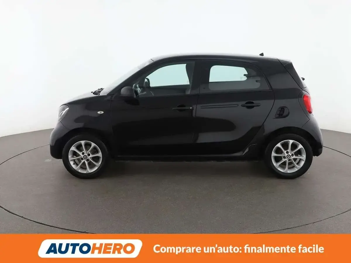 Usata Smart ForFour 71 CV (52 kW) 2016 Nero Utilitaria