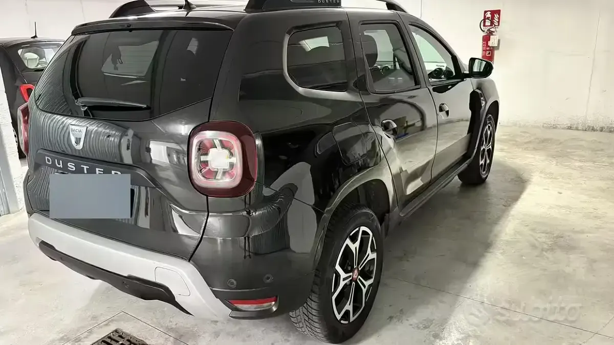 Usata Dacia Duster 114 CV (83 kW) 2019 Nero SUV