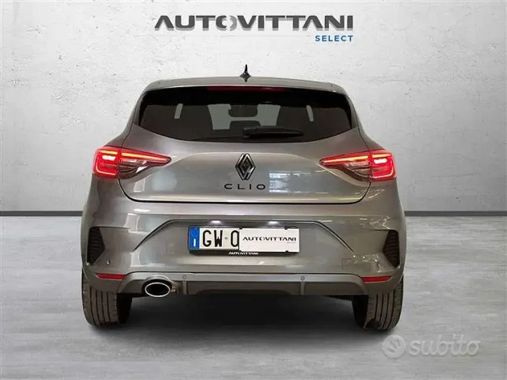 Usata Renault Clio Esprit Alpine 91 CV (66 kW) 2024 Grigio scuro Utilitaria