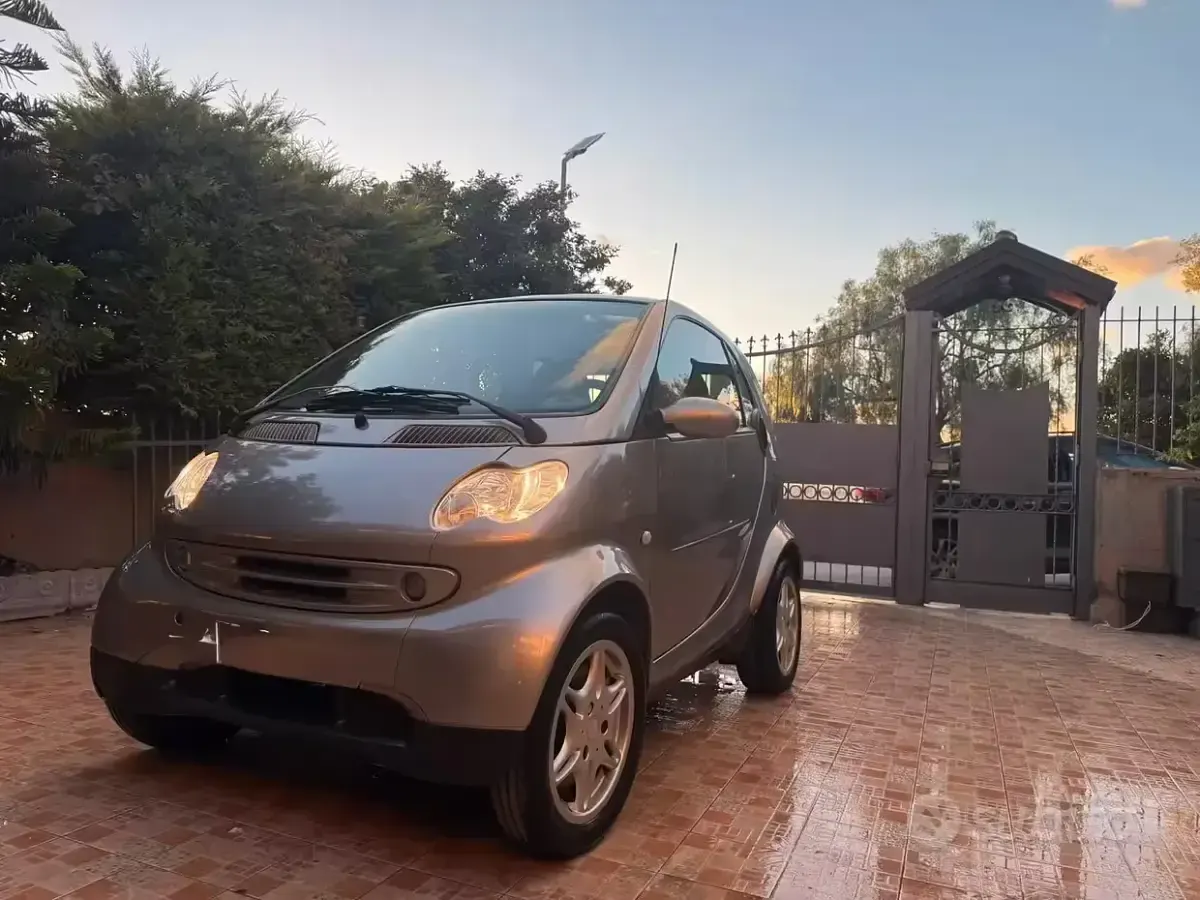 Usata Smart ForFour 2001 Grigio Utilitaria