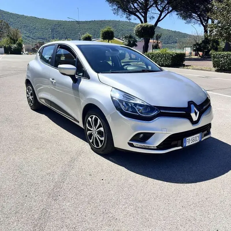 Usata Renault Clio IV Life 75 CV (55 kW) 2018 Berlina
