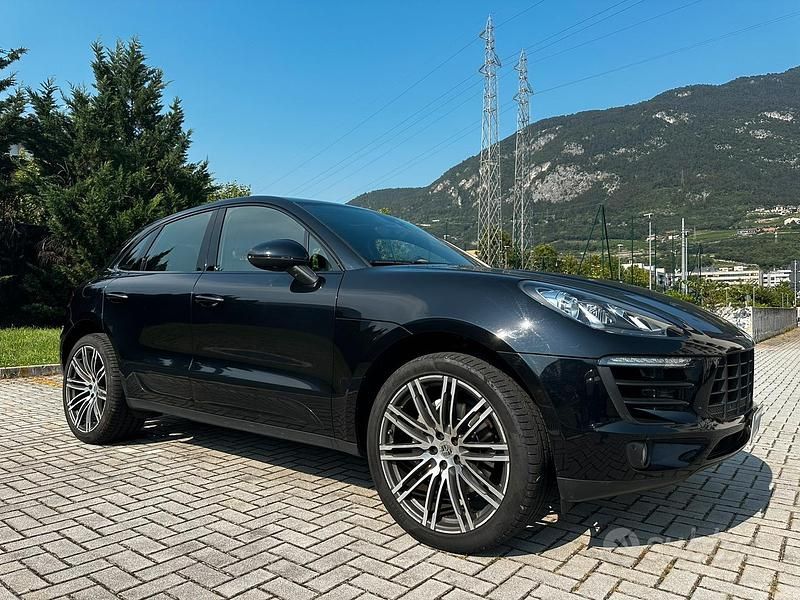 Usata 2015 Porsche Macan S SUV | 31.500 € (Ottimo prezzo) - Immagine 1/4