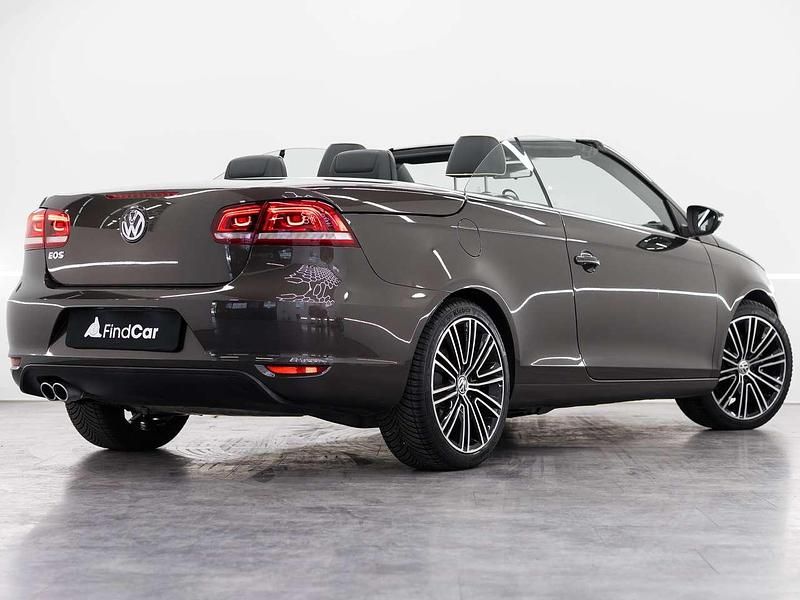 Begagnad VW Eos Exclusive 211 HK (155 kW) 2011 Brun Cab