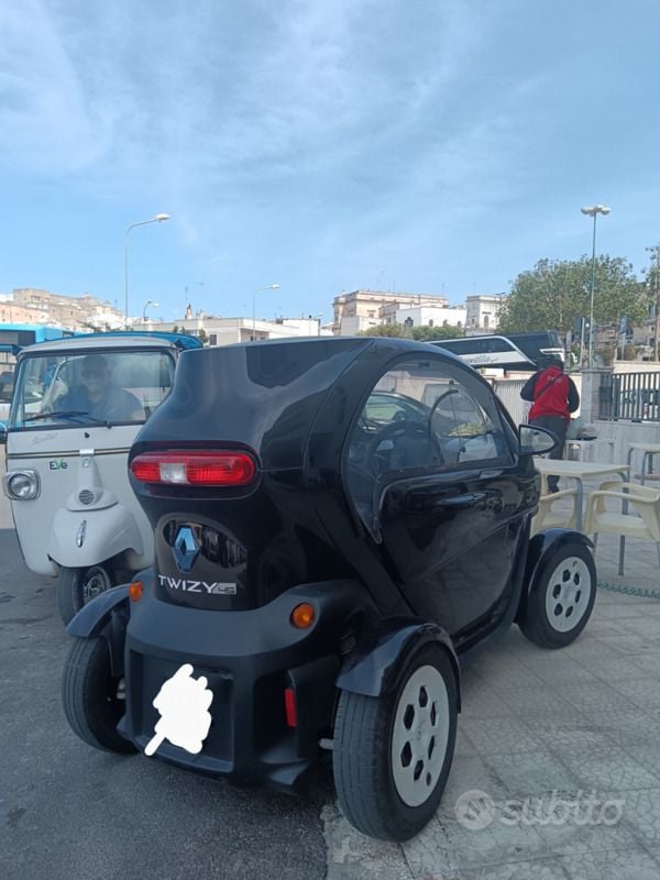 Usata Renault Twizy 12 kW (17 CV) 2012 Nero Utilitaria