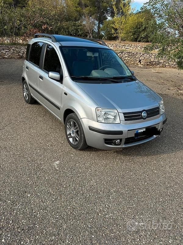 Usata Fiat Panda 69 CV (50 kW) 2005 Grigio Utilitaria