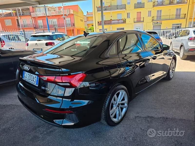 Usado Audi A3 Advanced 150 CV (110 kW) 2022 Negro Berlina