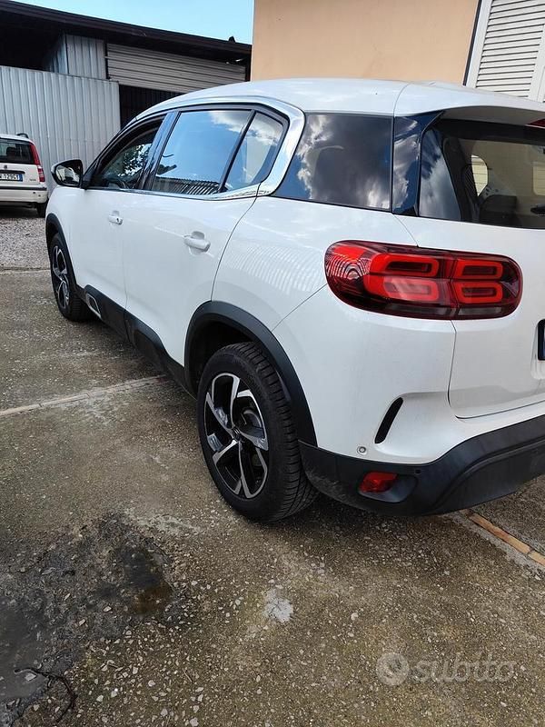 Begagnad Citroën C5 Aircross Live 131 HK (96 kW) 2020 Vit SUV