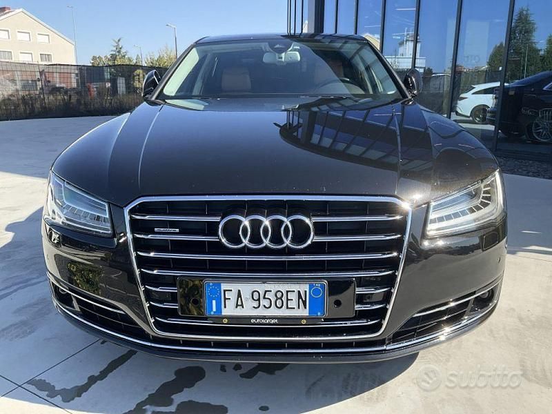 Usata Audi A8L Business 385 CV (283 kW) 2015 Nero Berlina