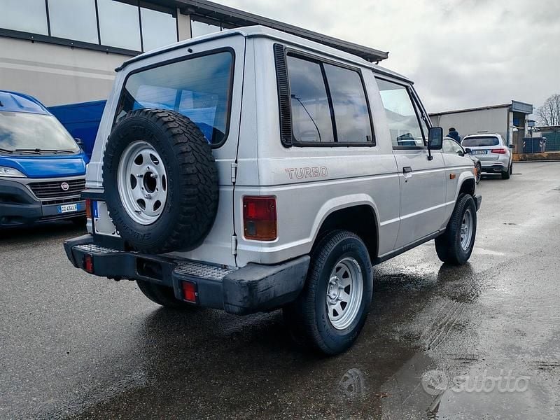 Usata Mitsubishi Pajero Top 84 CV (61 kW) 1989 Grigio SUV