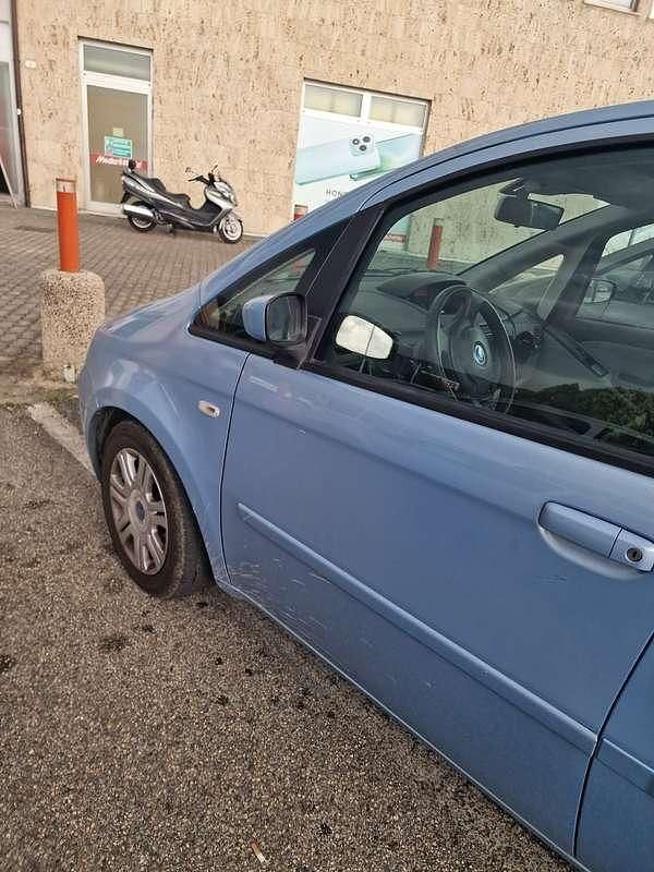 Usata Fiat Idea Dynamic 101 CV (74 kW) 2004 Blu/azzurro Monovolume