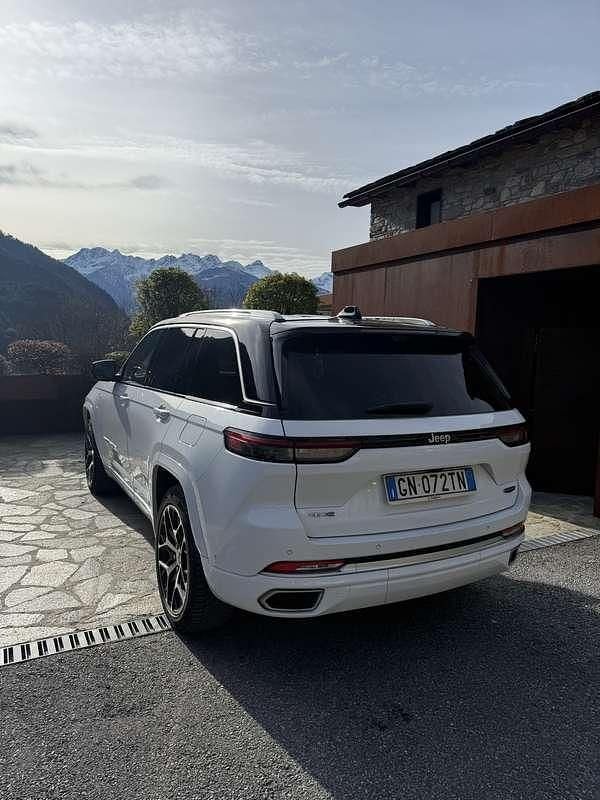 Usata Jeep Grand Cherokee Summit 272 CV (200 kW) 2024 Bianco SUV